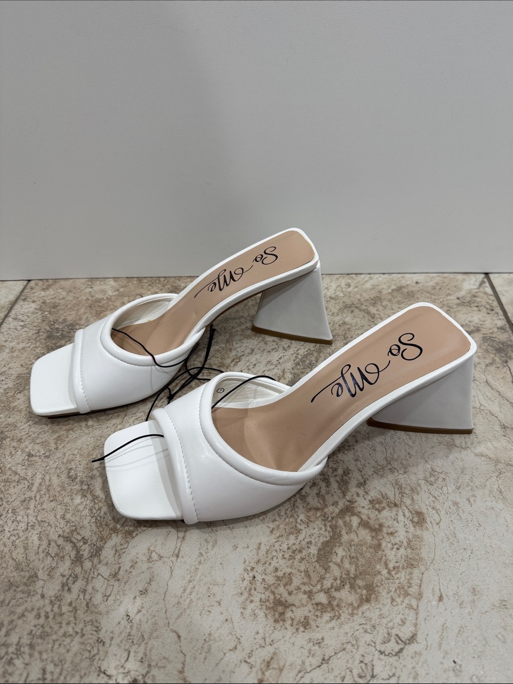 So Me White Square-Toe Block Heel Slide Mules